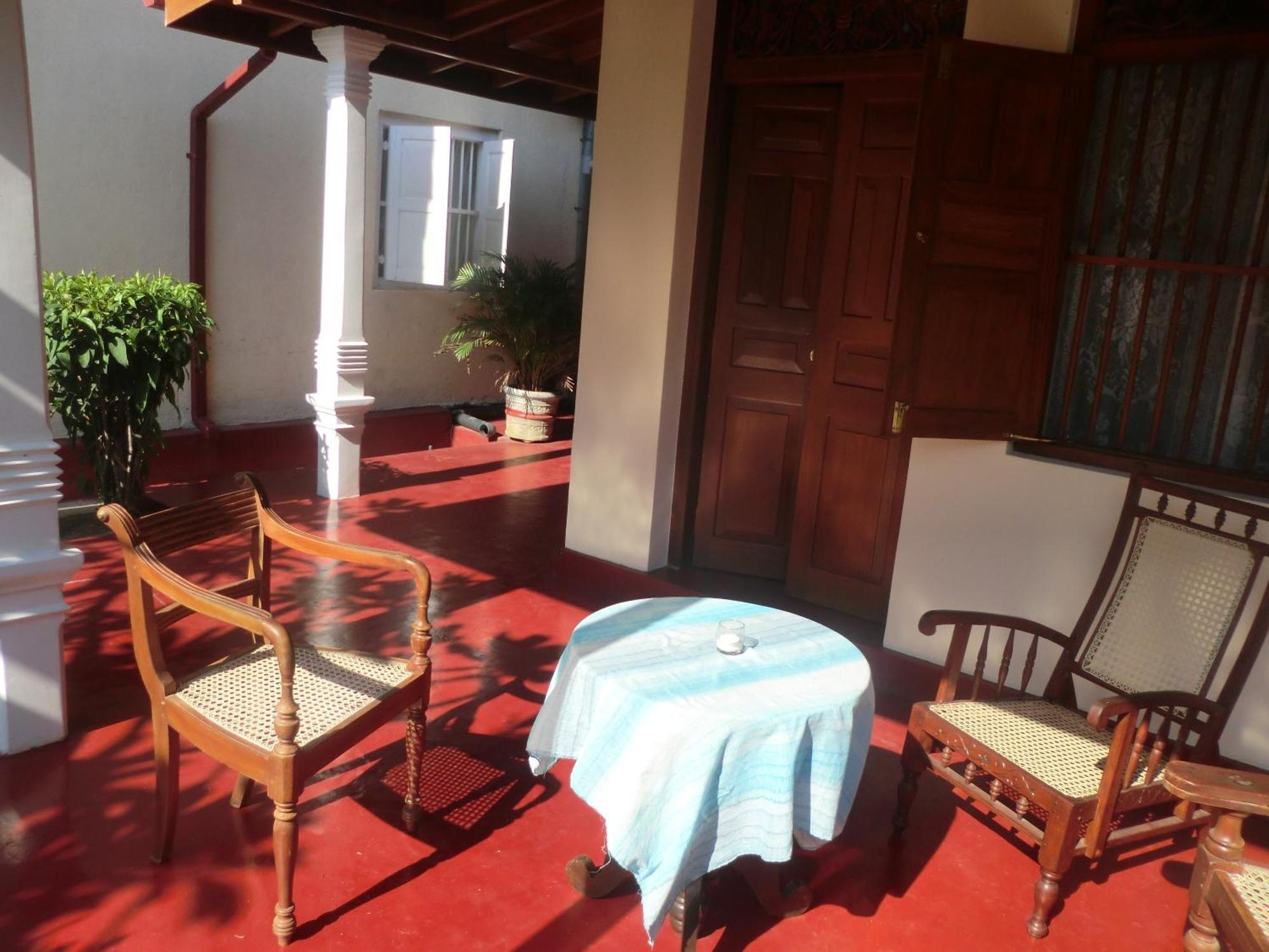 Top Of The Hill Guesthouse Weligama Kültér fotó