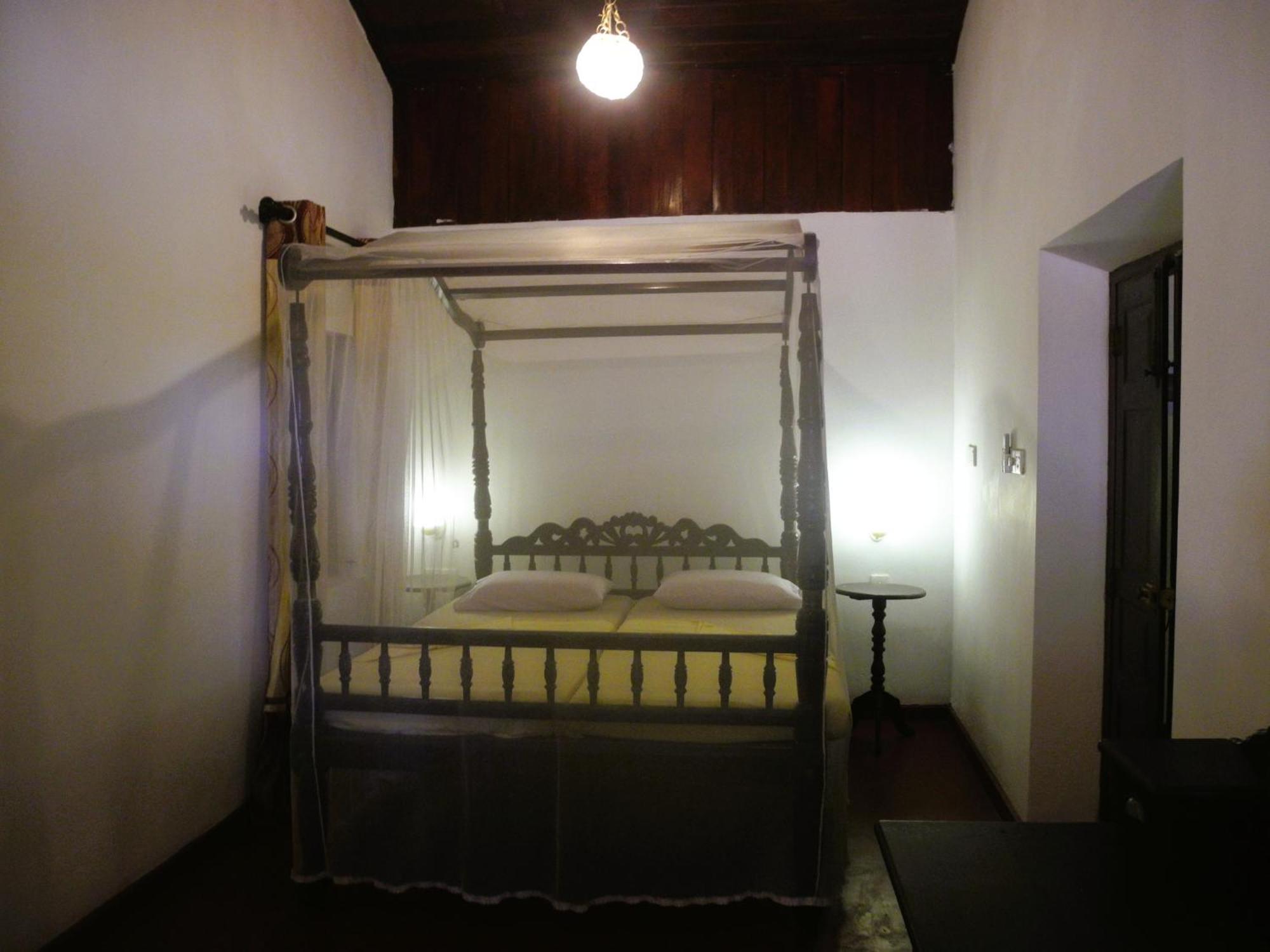 Top Of The Hill Guesthouse Weligama Kültér fotó