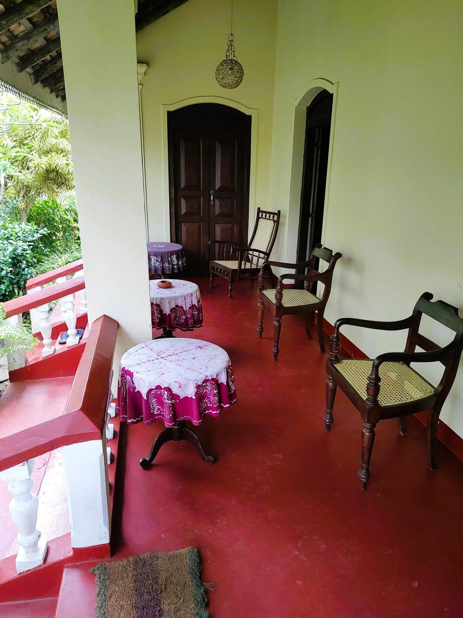Top Of The Hill Guesthouse Weligama Kültér fotó